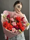 Доставка Сборный букет "Пылающая феерия" в Томске