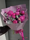 Оформить заказ на Букет из пионов и маттиол "Малиновое варенье" в Томске