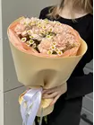 Заказать Букет из гвоздик и ромашек «Рассветный звон» с доставкой по городу Томск