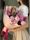 Купить сборный букет «Розовый хруст» в Томске