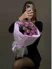 Купить дуобукет из пионовидных тюльпанов и скиммии с доставкой в Томске