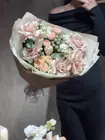 Купить   Авторский сборный букет "Розовые поля" в Томске на 8 Марта