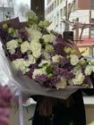 Купить Дуобукет из эустомы и сирени в оформлении с доставкой в Томске