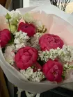 Доставить Сборный букет с пионами и сиренью "Арома" на праздник в Томске