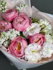 Букет из пионов заказать в Томске