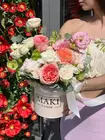 Шляпная коробка с цветами Томск