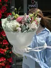 Купить с бесплатной доставкой по Томску Сборный букет с белой гортензией "Тихая гавань"