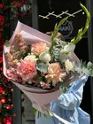 Сборный букет с вывернутыми розами и гладиолусами заказать с бесплатной доставкой по Томску