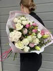 Букет с лилией в Томске