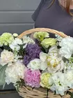 Доставить Сборная композиция в корзине "Пикник" по городу Томск