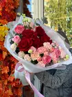 Купить Сборный букет с вывернутыми розами "Красочный сад" в Томске