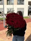 Заказать Монобукет из 51 бордовой розы 60 см в Томске
