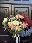 Оформить заказ на Сборный букет с пионовидными розами "Fuego"