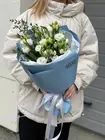 Купить Букет из 7 белых эустом в оформлении в Томске