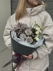 Купить Дуобукет из серых гвоздик и эустомы в Томске