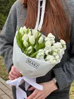 Купить Дуобукет из белых тюльпанов и маттиолы в Томске