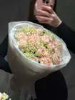 Доставка Дуобукет из розовой кустовой розы и матрикарии в Томске
