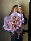 Доставка Букет из 51 лавандового пионовидного тюльпана с ваксфлауэром в Томске