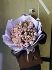 Заказать Букет из 51 лавандового пионовидного тюльпана с ваксфлауэром в Томске