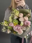 Заказать Сборный букет "Бархатная мелодия" с доставкой на дом в Томске