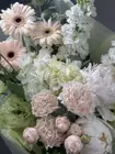 Заказать Сборный букет «Свет в замедленном танце» с доставкой по городу ТомскДоставка Сборного букета «Свет в замедленном танце» в городе Томск
