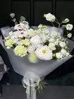 Купить Сборный букет «Сияние первых чувств» с доставкой в Томске