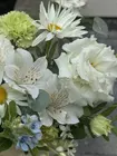 Заказать Композицию в шляпной коробке «Воздушная зарисовка» с доставкой по городу ТомскДоставка Композиции в шляпной коробке «Воздушная зарисовка» в городе Томск