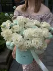 Заказать Композиция в шляпной коробке "Воздушная мята" с доставкой в Томске