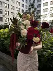 Оформить заказ на Композиция в шляпной коробке "Вечерняя интрига" в Томске