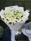 Доставка Букет из 37 белых эустом в оформлении по городу Томск