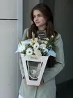 Купить сборный букет в сумочке «Новый урок» в Томске