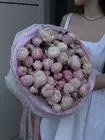 Оформить заказ на Букет из 51 пиона Gardenia в оформлении в Томске