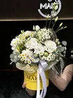 Доставка Композиции в шляпной коробке «Лимонный привал» в городе Томск