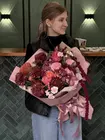 Купить сборный букет «Гранатовый вельвет» в Томске