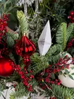 Заказать новогоднюю композицию "Огни зимнего сада" с доставкой по городу Томск