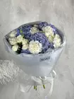 Купить сборный букет "Ледяная нежность" с доставкой в Томске
