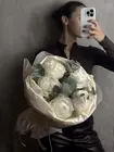 Купить букет из 5 белых пионов с эвкалиптом в Томске