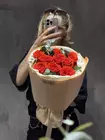 Букет из 9 роз Nina с эвкалиптом купить в Томске