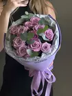 Доставка по городу Томск букета из роз с эвкалиптом