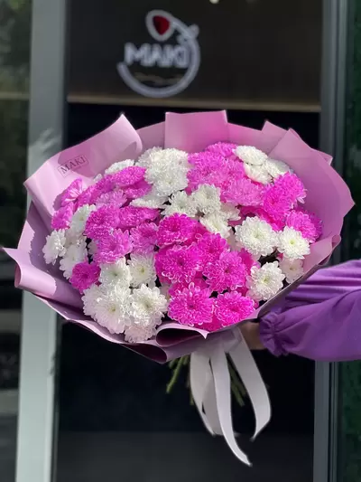 Заказать Букет из кустовых хризантем "White and pink"