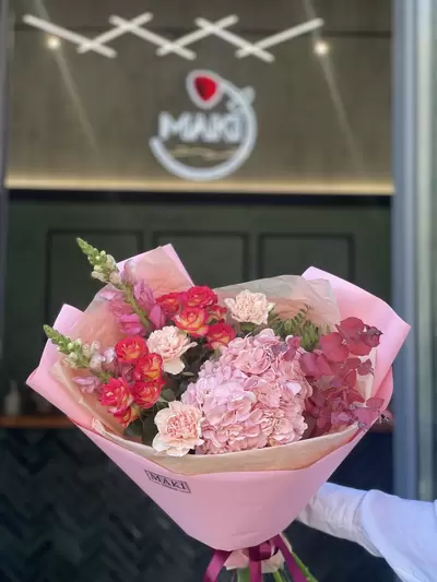 Заказать Сборный букет "Андромеда" в Томске