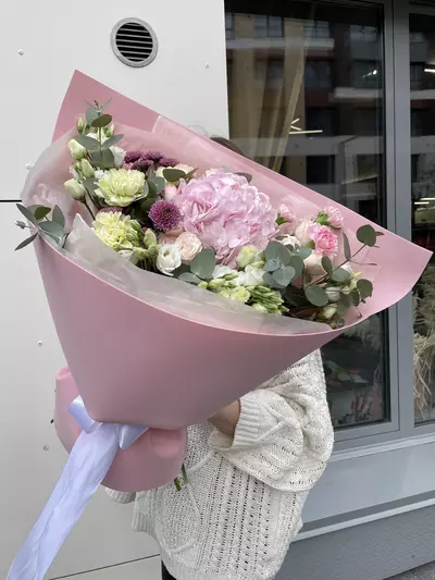 Доставить Сборный букет с гортензией "Мелодия цветов" по городу Томск