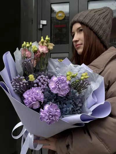 Доставить Сборный букет "Лавандовая прохлада" по городу Томск