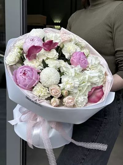 Купить букет "Фарфоровый этюд" в Томске