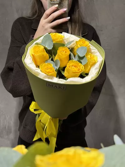 Купить букет из желтых роз в Томске