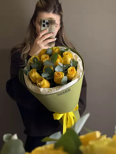 Купить букет из желтых роз в Томске
