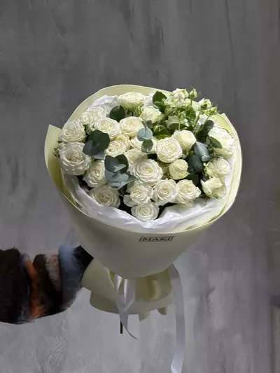Купить кустовые розы в Томске