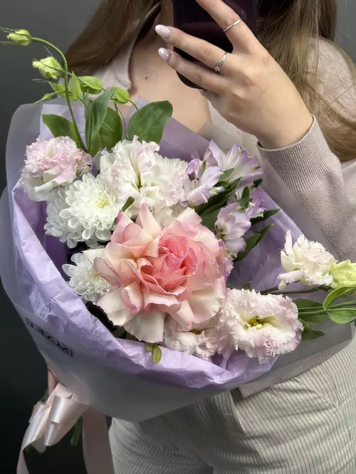 Доставка Сборный букет "Нежный лепет" по городу Томск
