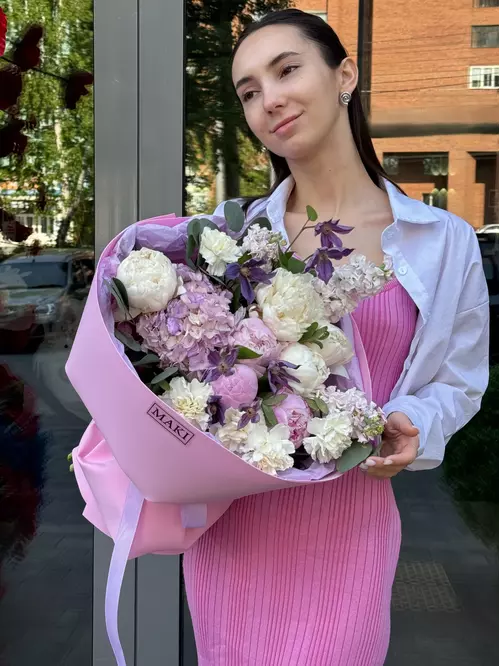 Купить букет «Трепет лунного шёпота» с доставкой в Томске