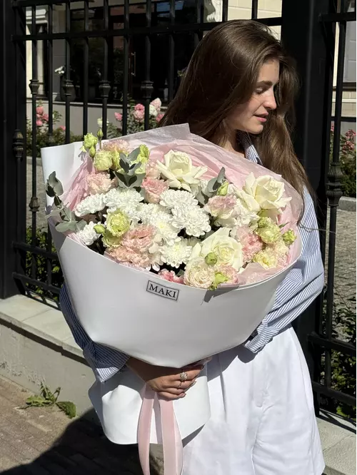 Заказать букет "Нежность айвори" в Томске